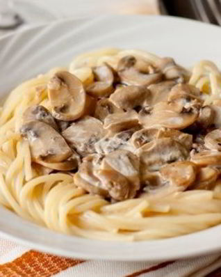 Спагетти с шампиньонами