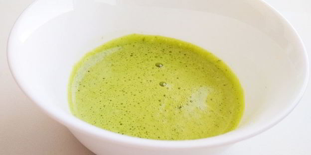 зеленая паста с кабачками и грудкой