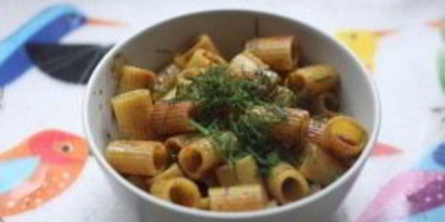 жареные макароны