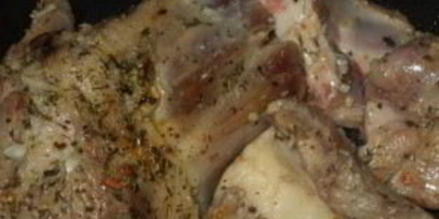 баранина, тушенная с барбарисом