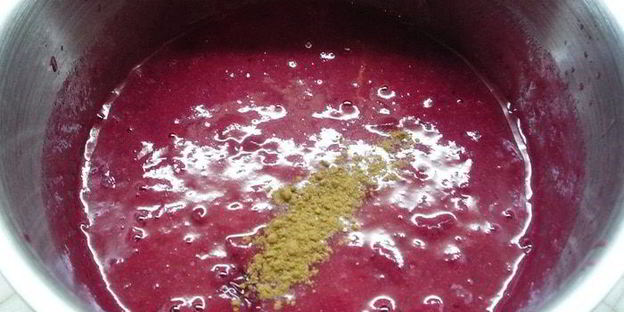 баранья нога в духовке с розмарином и клюквенным соусом