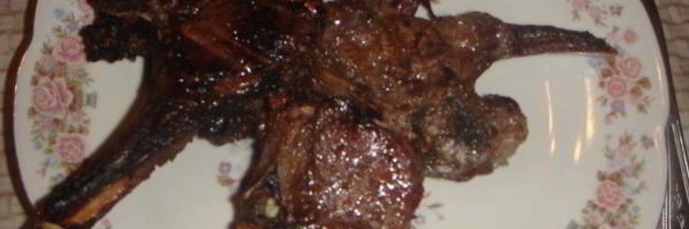 Каре ягненка на мангале с гранатовым маринадом