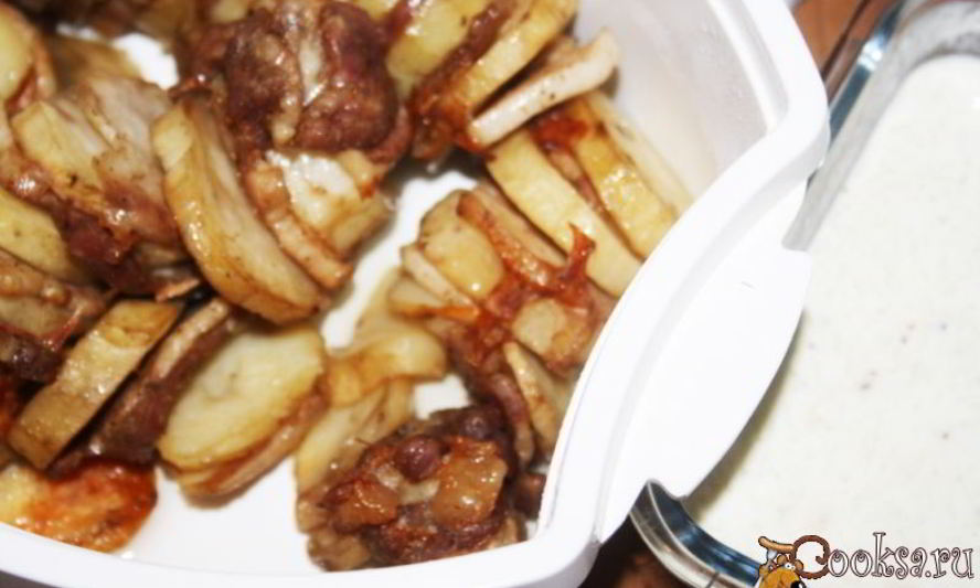 Рецепт кебаба из молодого картофеля со свиной грудинкой на мангале