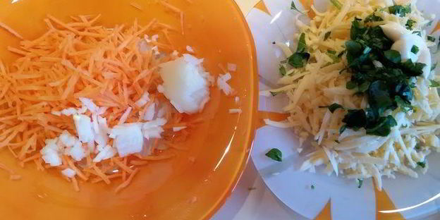 кордон блю из индейки и закусочные шарики