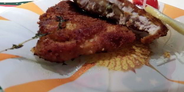 кордон блю из индейки и закусочные шарики