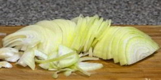 куриное филе, жаренное на сковороде