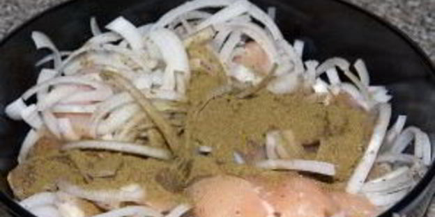 куриное филе, жаренное на сковороде