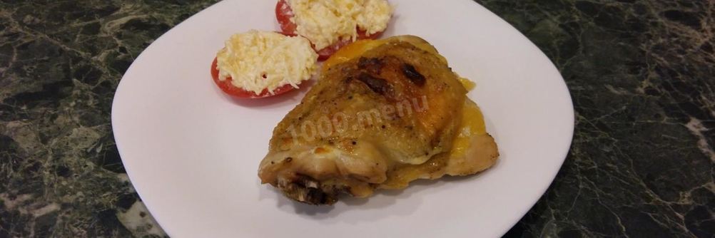 Куриные бедра фаршированные сыром в духовке
