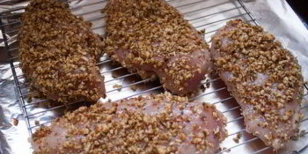 куриные грудки в миндальной крошке