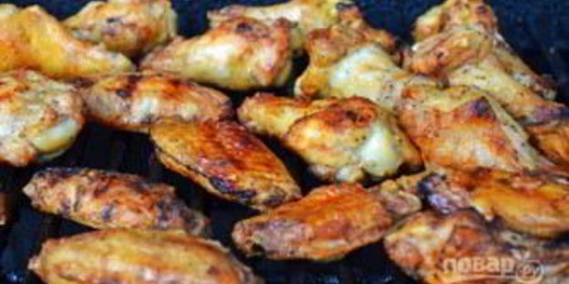 куриные крылышки под острым соусом