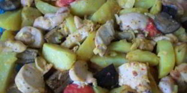 курица с баклажанами и картошкой