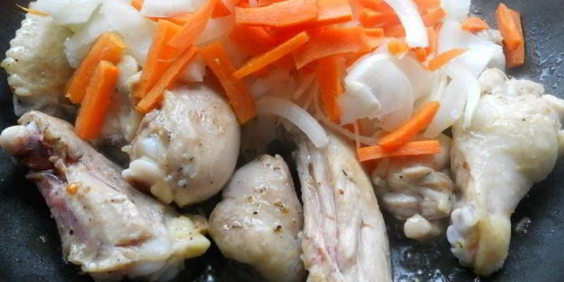 курица в сметанном соусе