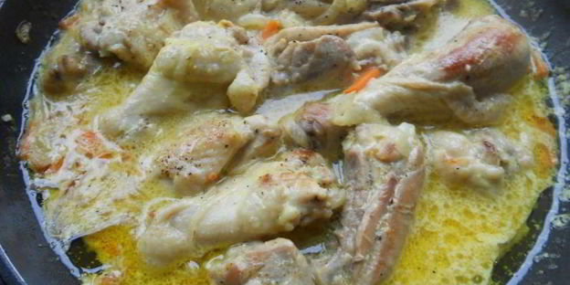 курица в сметанном соусе