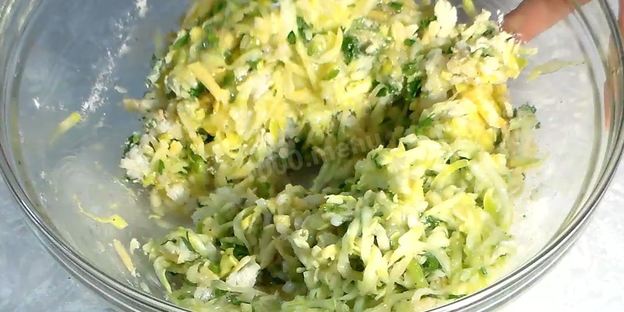 овощные биточки из кабачков