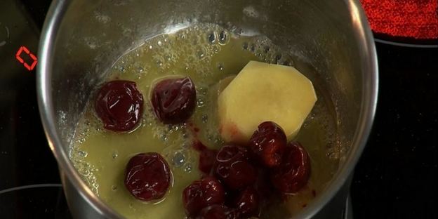 перепела, начиненные телячьей печенью