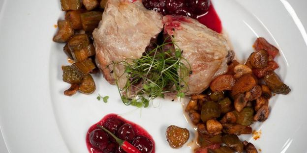 перепела, начиненные телячьей печенью