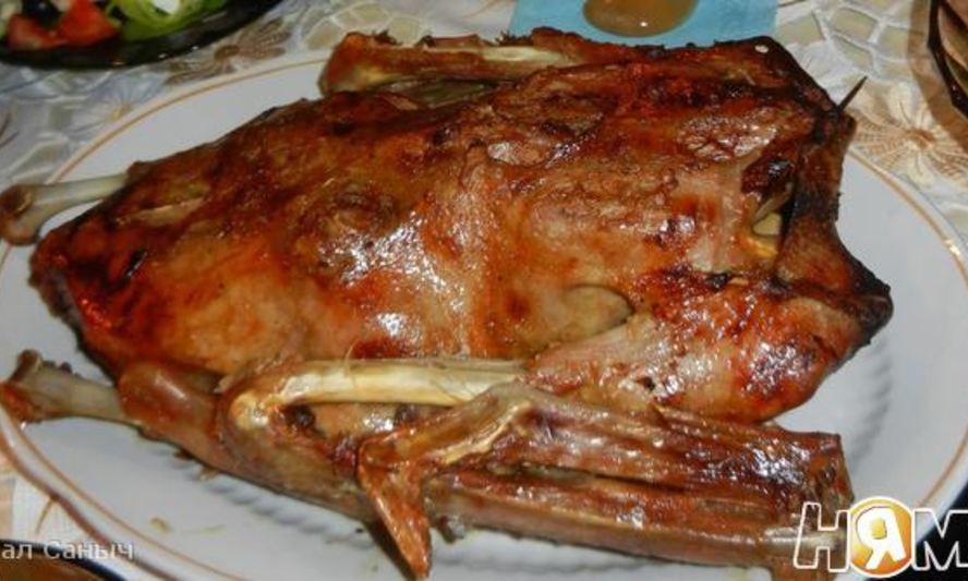 Рецепт праздничного гуся, фаршированного яблоками с клюквой