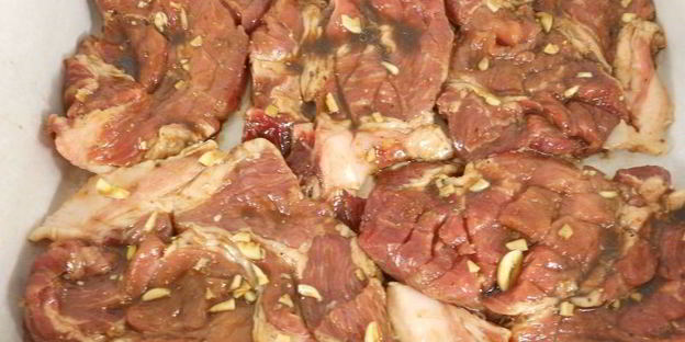 свинина запеченная в фольге с бальзамическим уксусом