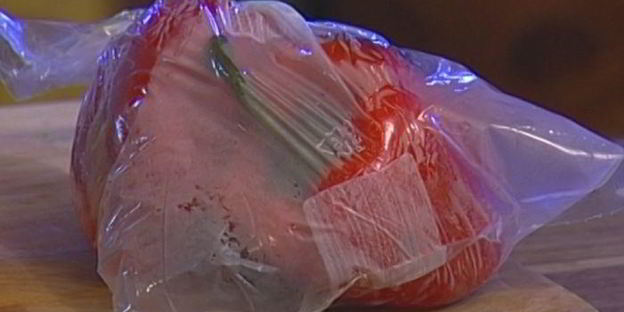 цыпленок с соусом из помидоров и перца