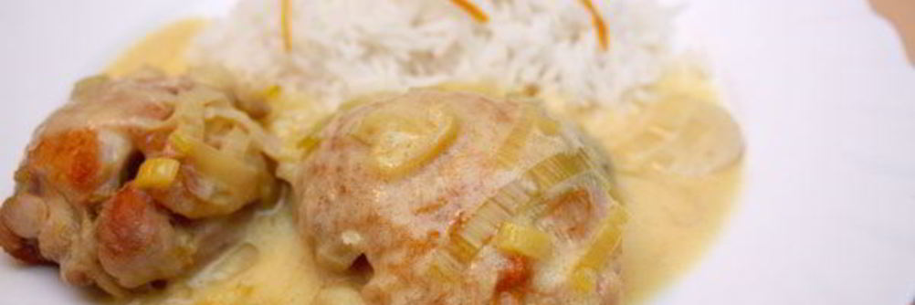 Цыпленок в апельсиново-сметанном соусе