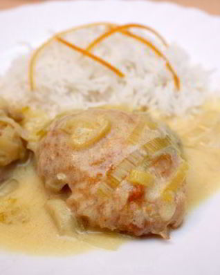 Цыпленок в апельсиново-сметанном соусе