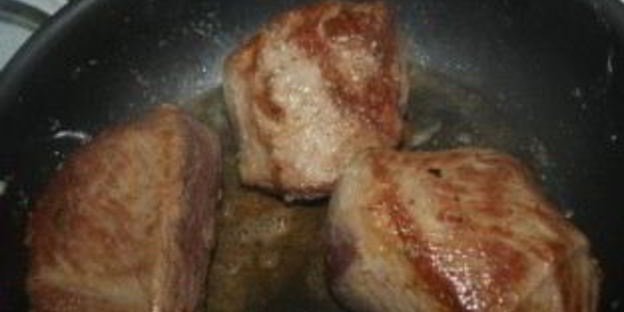 тушеная телятина с подливкой