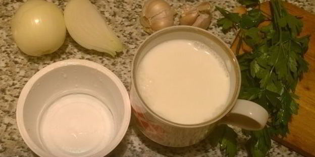 утиная грудка, запеченная с лесными грибами под соусом бешамель по-царски