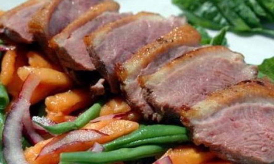 Рецепт утки с зеленой фасолью и папайя