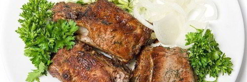 Жареная баранина с тимьяном и савойской капустой