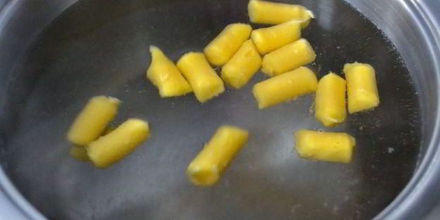 ньокки-суфле под грибным соусом бешамель