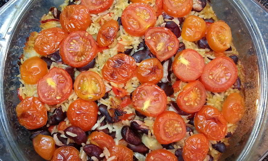 Рецепт острого гарнира из фасоли и риса