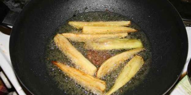 баклажаны в винном соусе