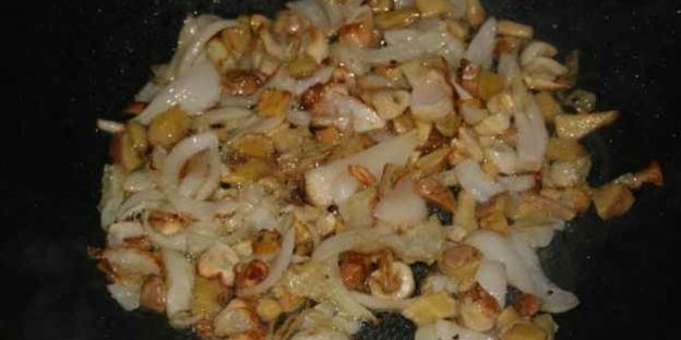 баклажаны в винном соусе