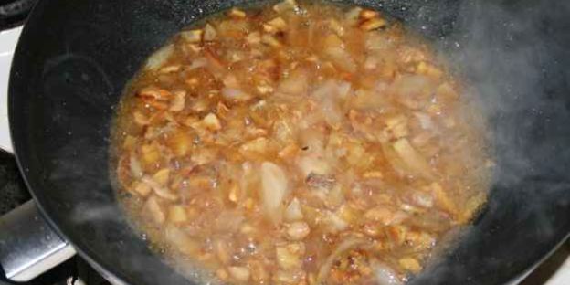 баклажаны в винном соусе