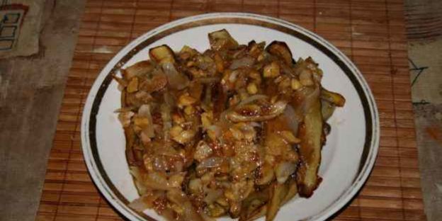 баклажаны в винном соусе