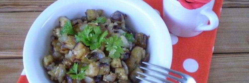 Баклажаны жареные с луком