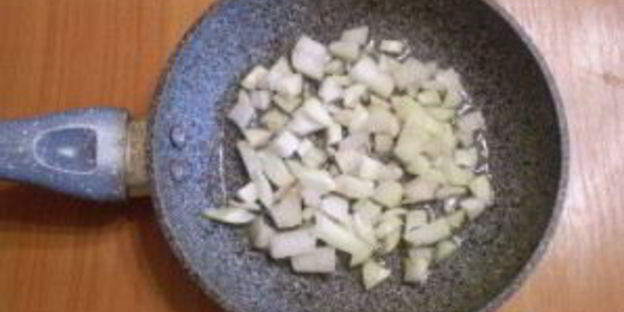 баклажаны жареные с луком