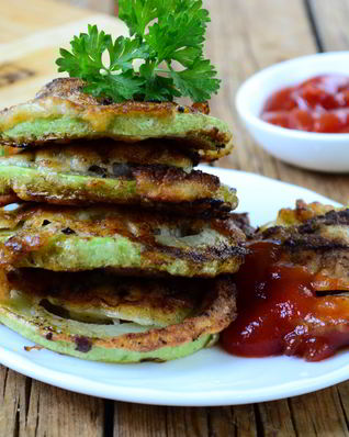 Кабачки в кляре с фаршем по-домашнему