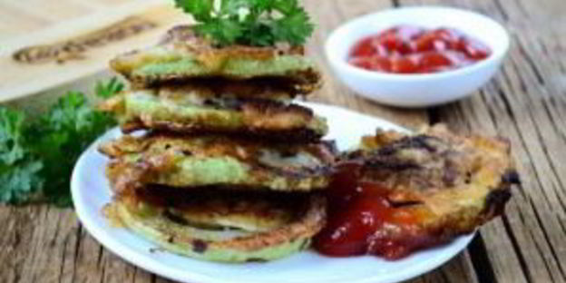 кабачки в кляре с фаршем по-домашнему