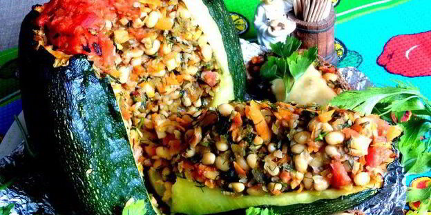 кабачковая фаршированная бомба