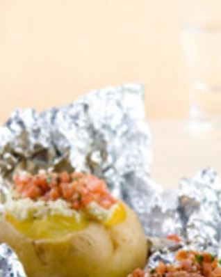 Картофель, фаршированный ветчиной