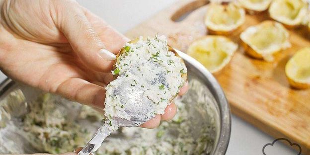 картофель, запеченный в мундире