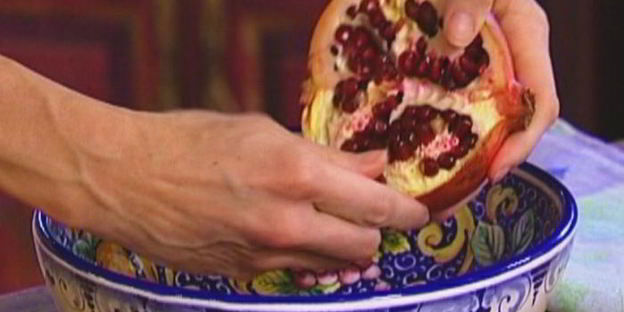 кускус с фасолью, гранатом и сладким перцем