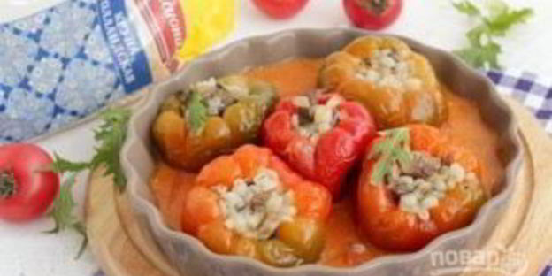 сладкий перец, фаршированный перловкой