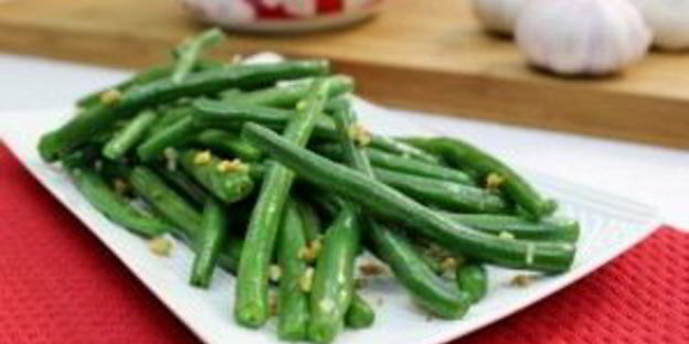 стручковая фасоль с чесноком