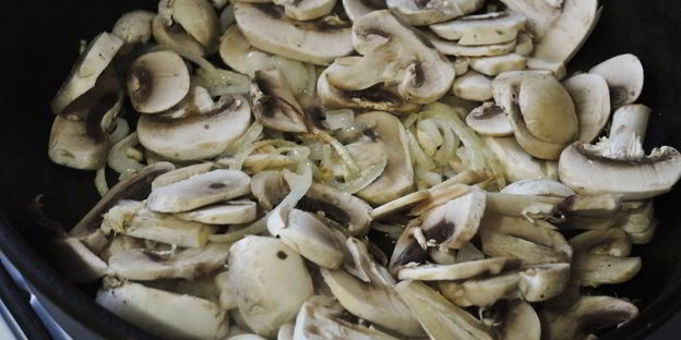 стручковая фасоль с грибами