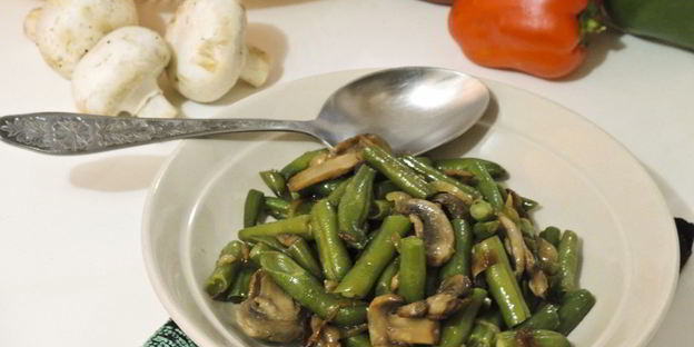 стручковая фасоль с грибами