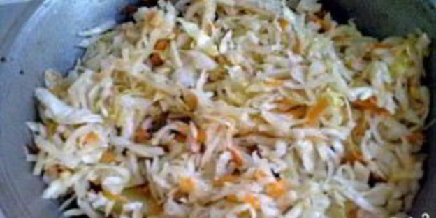 тушеная капуста с картошкой мясом