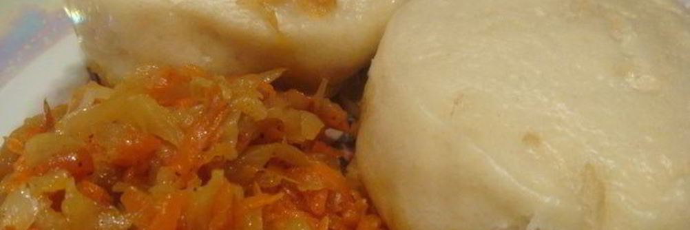 Тушеная капуста с пампушками