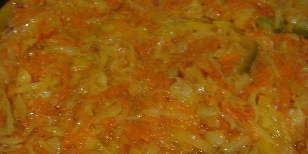 тушеная капуста с пампушками